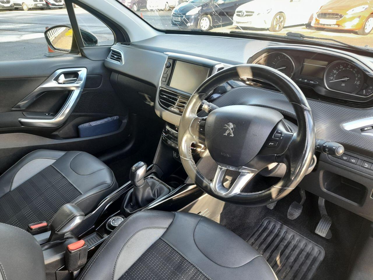 Used Peugeot 2008 2016 for sale - 76765504: Photo 10