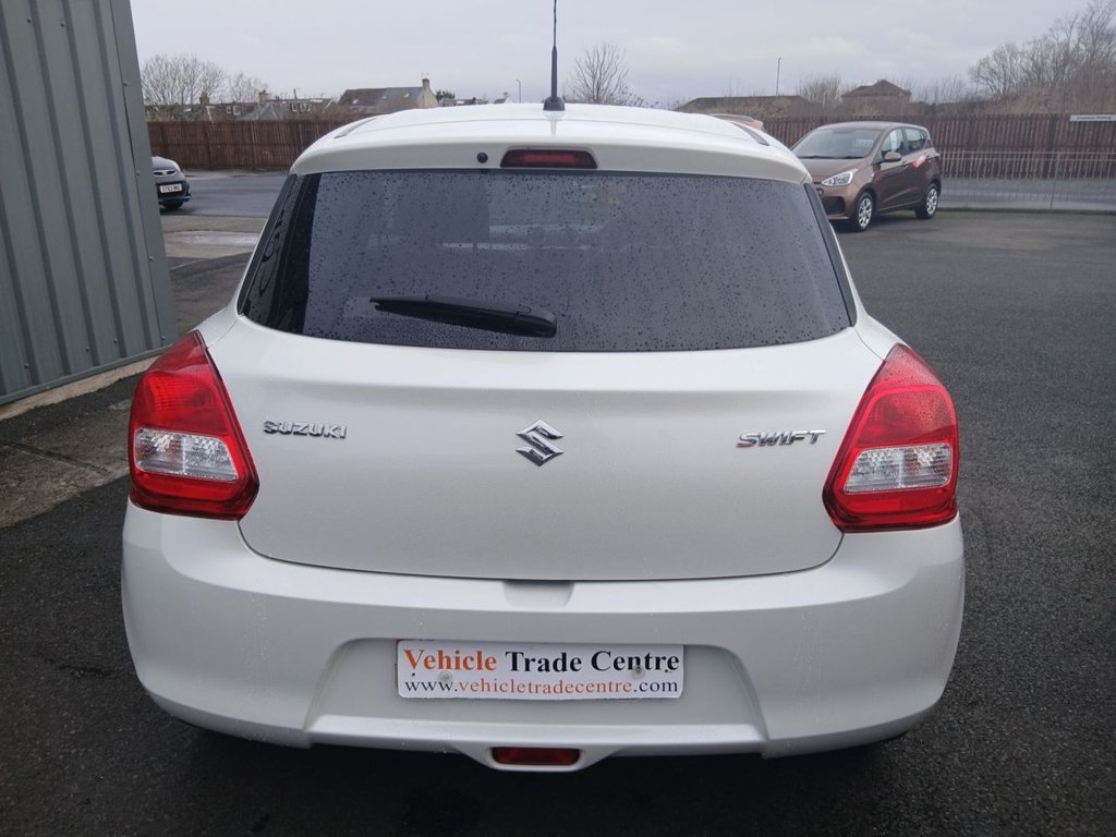 Used Suzuki Swift 2017 for sale - 77212702: Photo 5