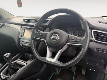 Used Nissan Qashqai 2018 for sale - 78227952: Photo