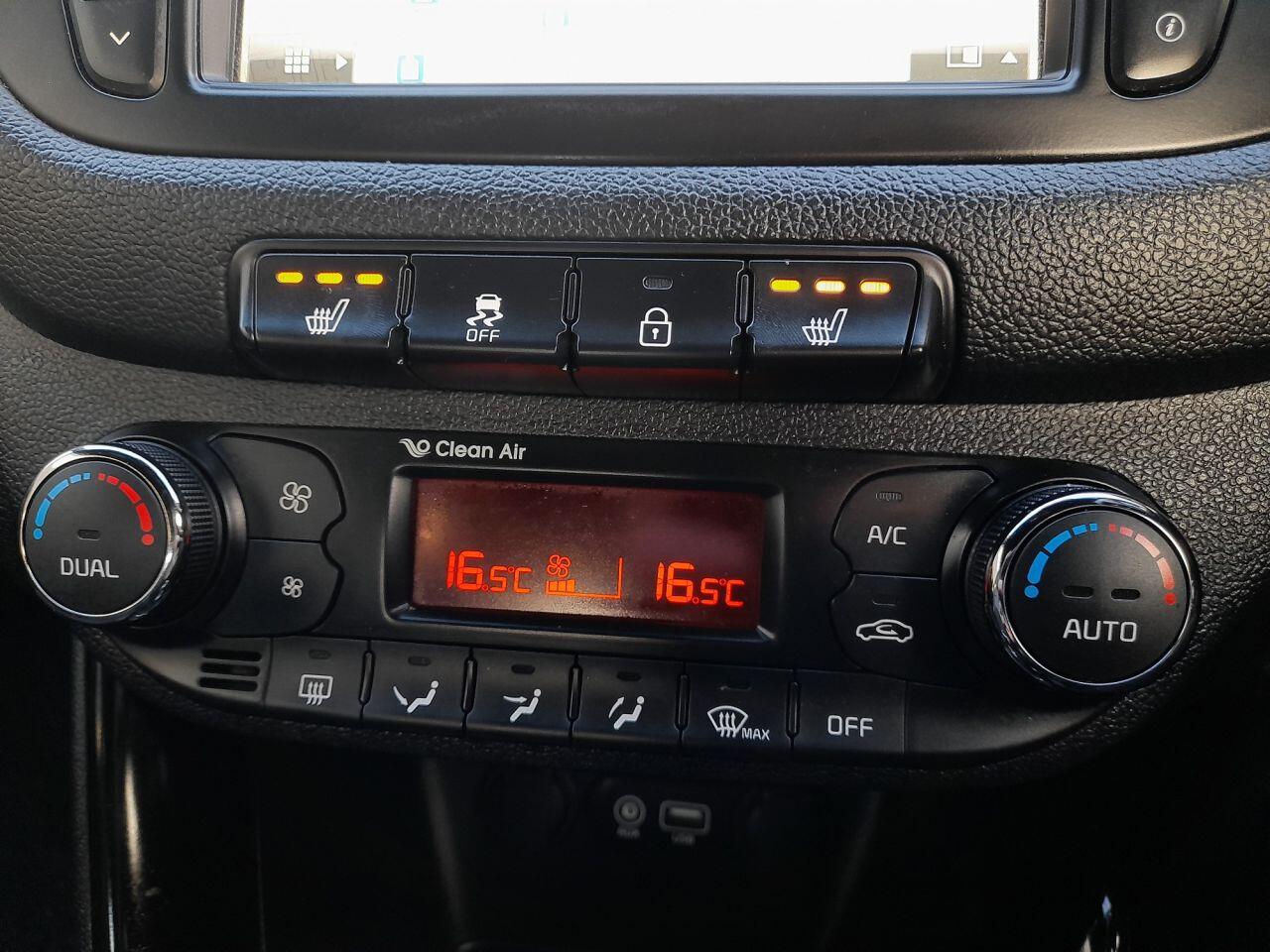 Used Kia Pro Ceed 2015 for sale - 76765331: Photo 21