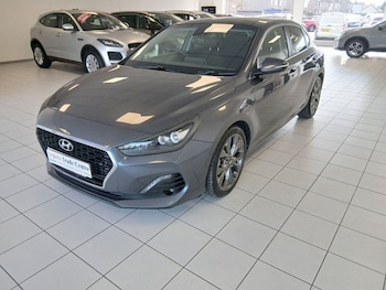 Used Hyundai i30 2018 for sale - 79632750: Photo