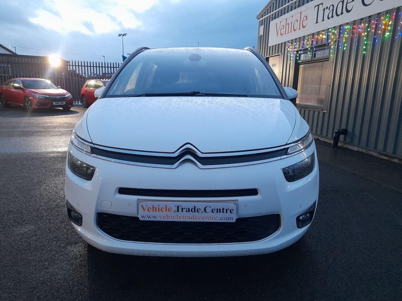 Used Citroen C4 Grand Picasso 2015 for sale - 76886852: Photo 2