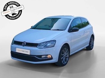 Used Volkswagen Polo 2015 for sale - 78985496: Photo