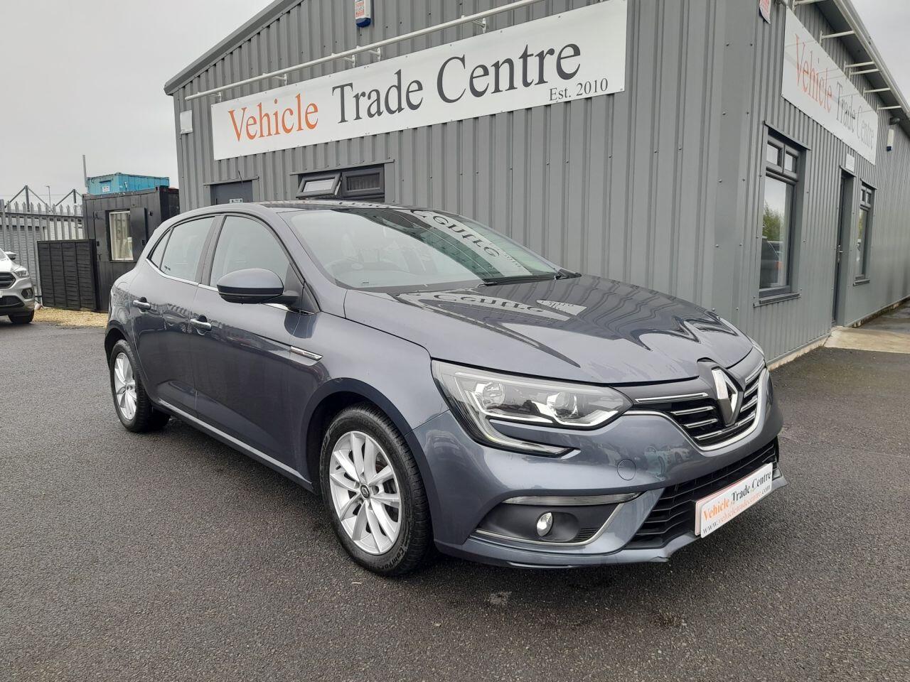 Used Renault Megane 2017 for sale - 76137884: Photo 1