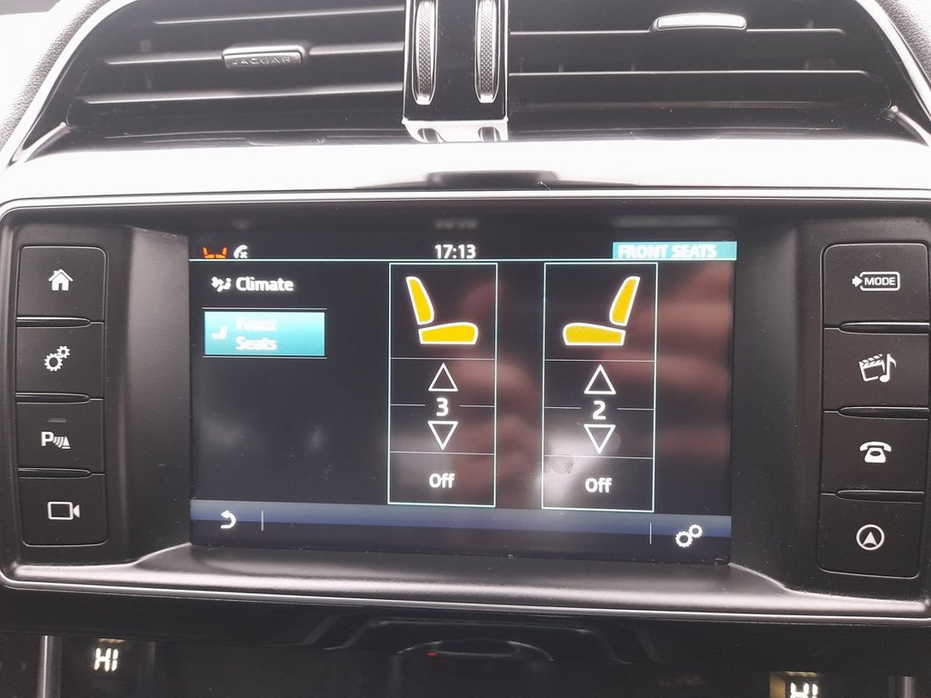 Used Jaguar XE 2015 for sale - 77005352: Photo 18