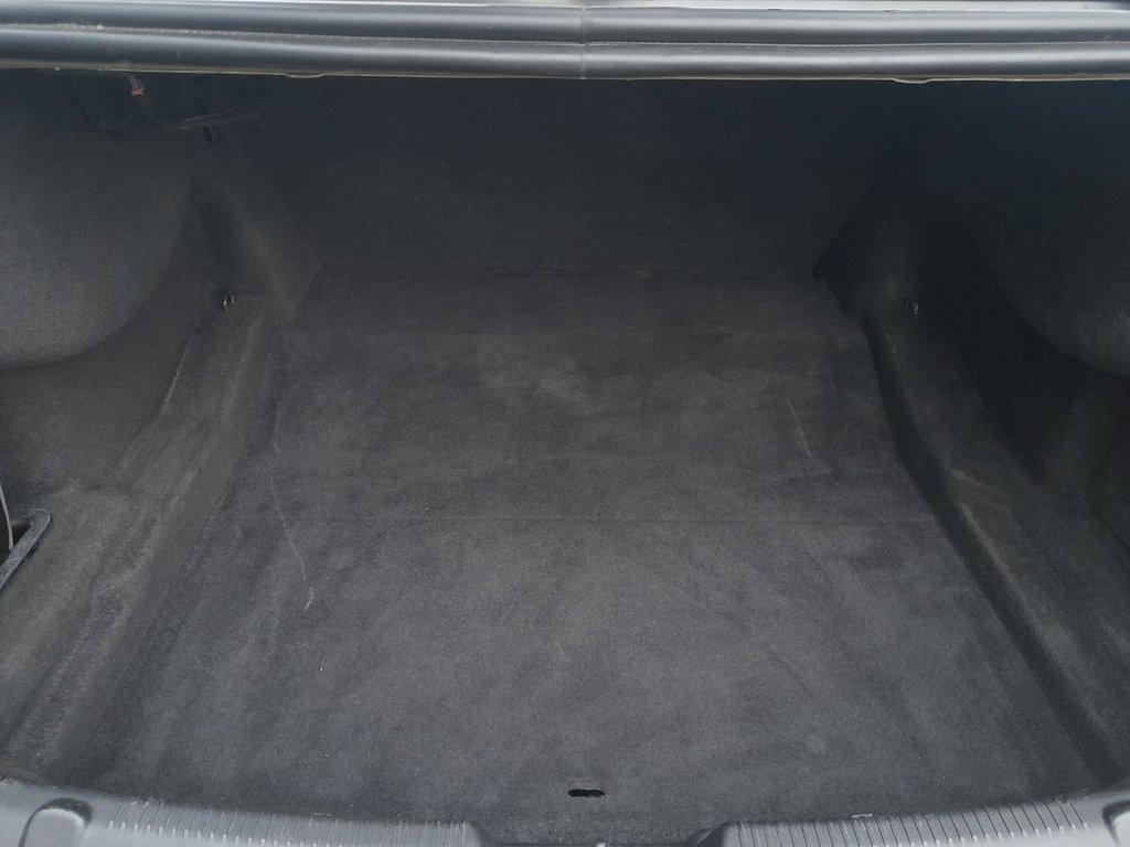 Used Jaguar XE 2015 for sale - 77005352: Photo 7