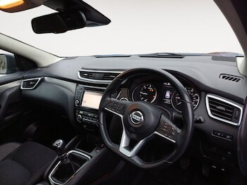 Used Nissan Qashqai 2018 for sale - 77821454: Photo