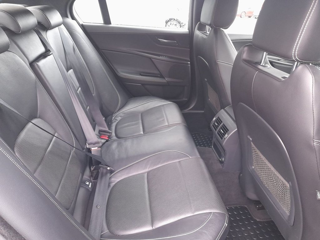 Used Jaguar XE 2015 for sale - 77027136: Photo 11