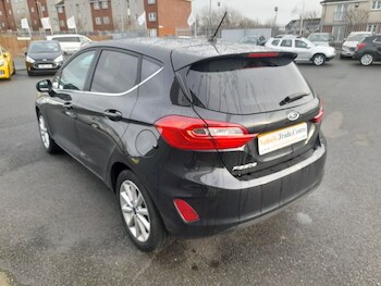 Used Ford Fiesta 2017 for sale - 77005398: Photo