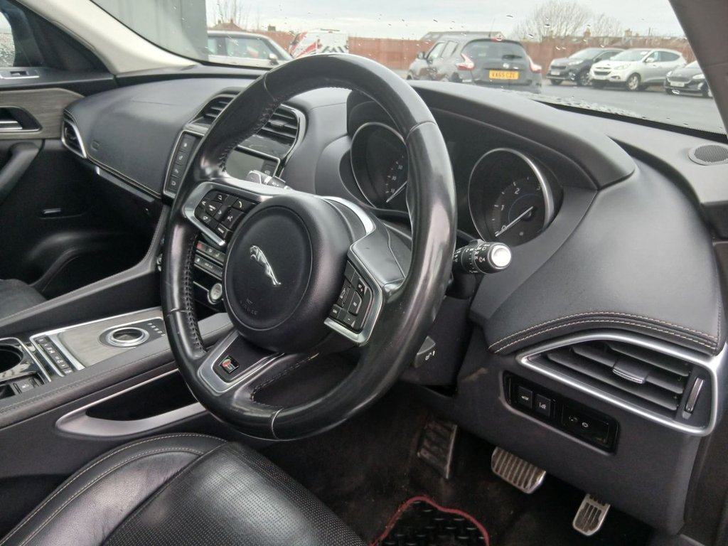 Used Jaguar F-Pace 2016 for sale - 77779906: Photo 11