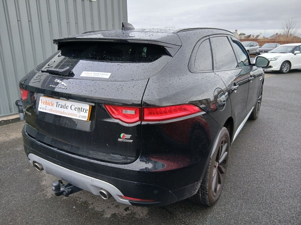 Used Jaguar F-Pace 2016 for sale - 77779906: Photo 6