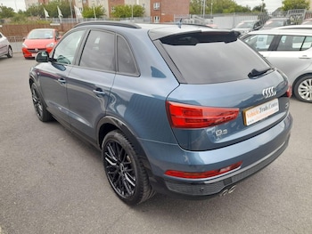 Used Audi Q3 2017 for sale - 76137434: Photo