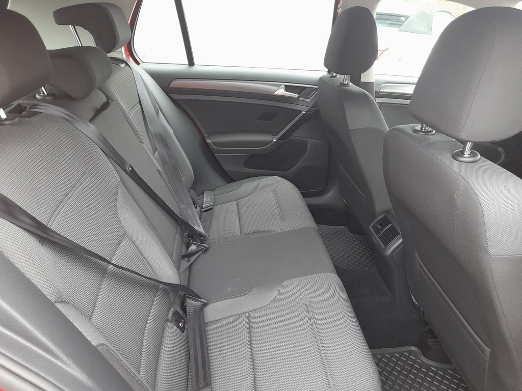 Used Volkswagen Golf 2018 for sale - 77005389: Photo 12