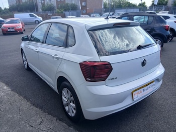 Used Volkswagen Polo 2018 for sale - 78401205: Photo