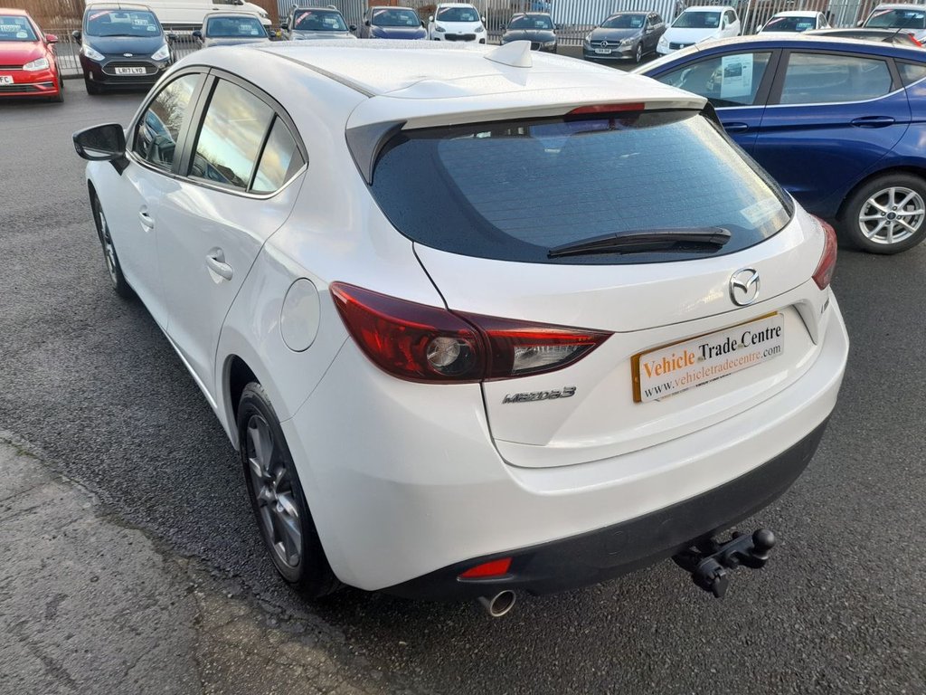 Used Mazda Mazda3 2016 for sale - 77642282: Photo 4
