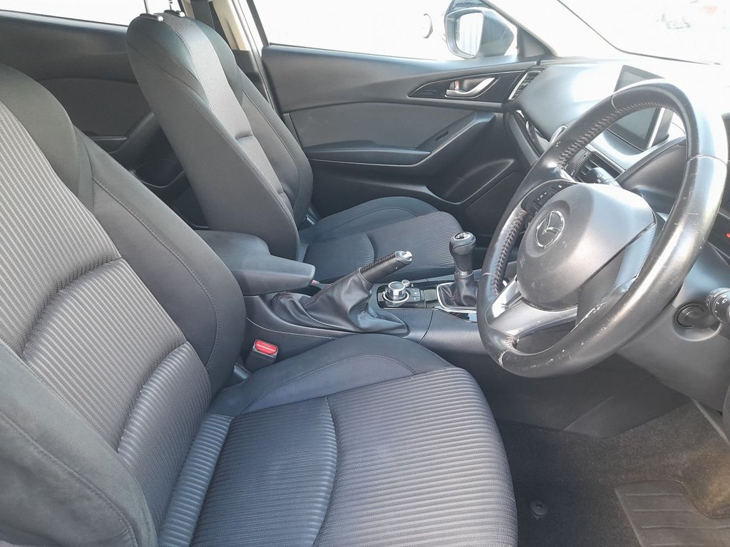 Used Mazda Mazda3 2016 for sale - 77642282: Photo 9