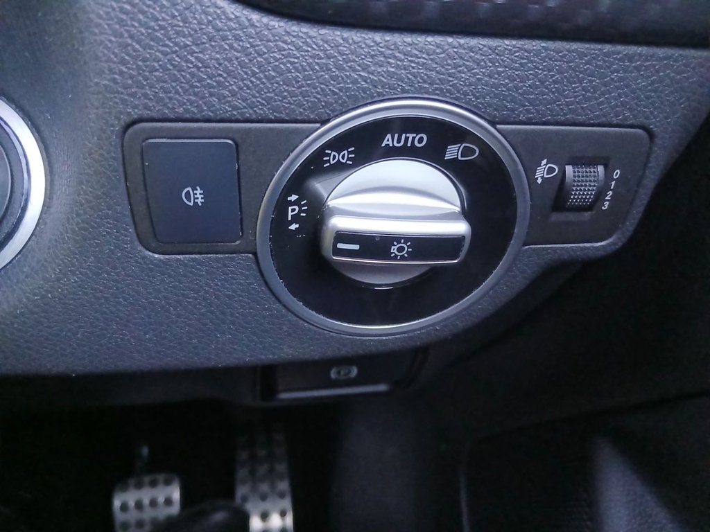 Used Mercedes-Benz A-Class 2015 for sale - 77421917: Photo 19