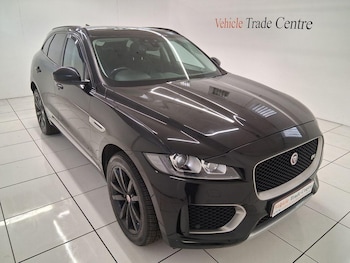 Used Jaguar F-Pace 2016 for sale - 76613222: Photo