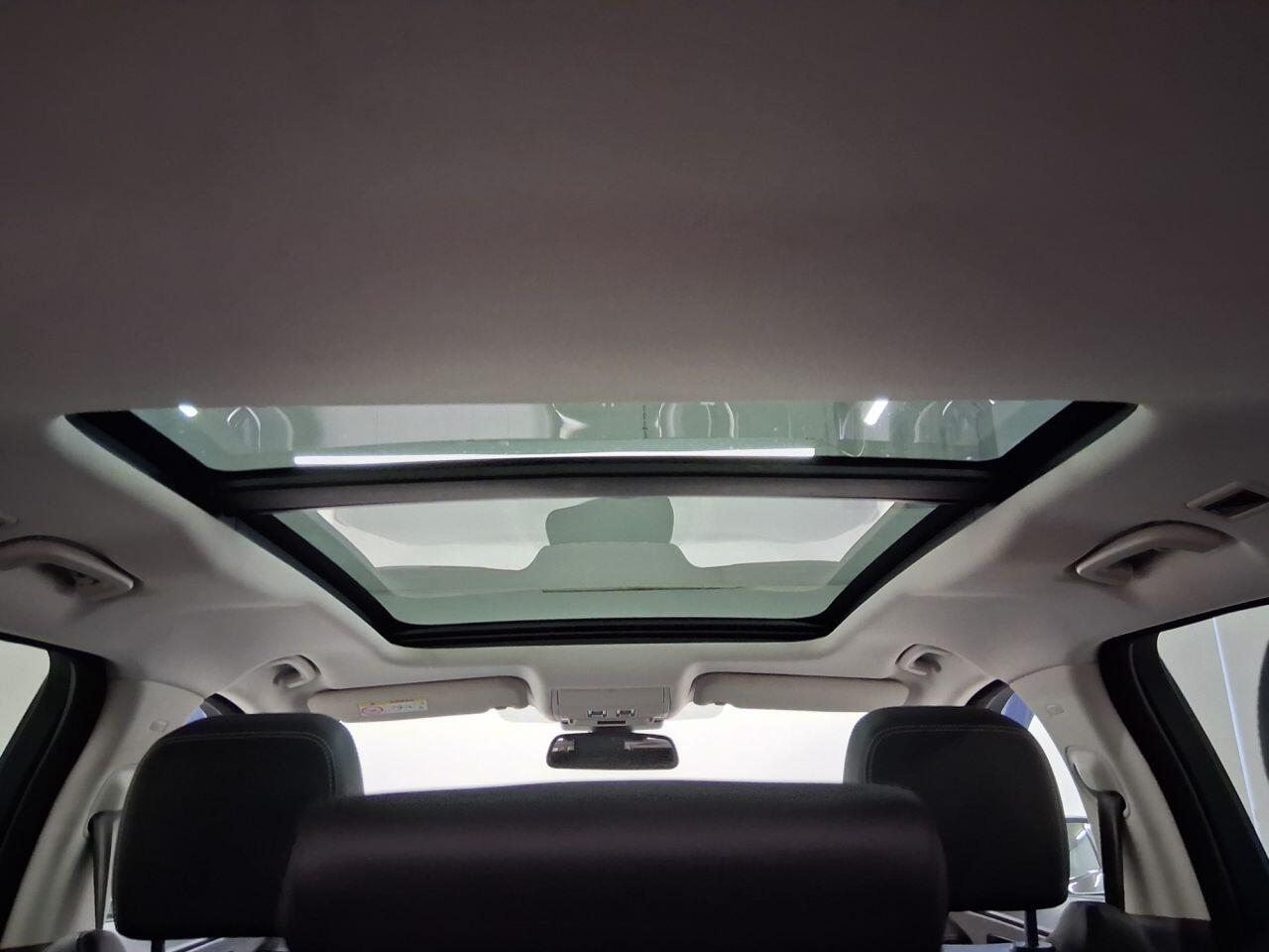 Used Jaguar F-Pace 2016 for sale - 76613222: Photo 9