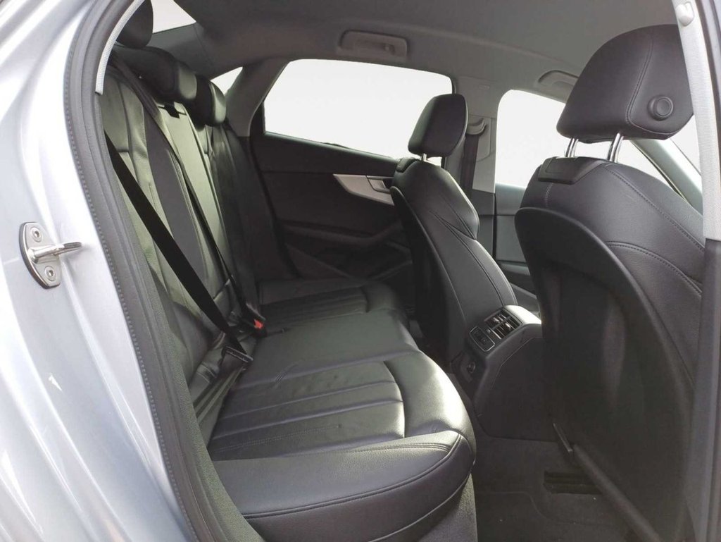 Used Audi A4 2017 for sale - 77680785: Photo 4