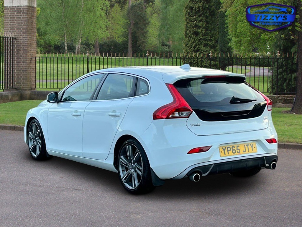 Used Volvo V40 2015 for sale - 76402194: Photo 5