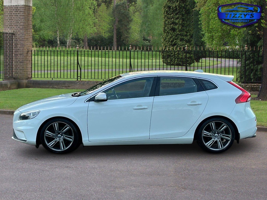 Used Volvo V40 2015 for sale - 76402194: Photo 6