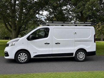 Used Renault Trafic 2017 for sale - 79020767: Photo