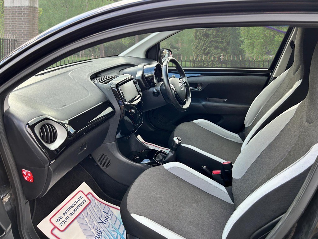 Used Toyota AYGO 2015 for sale - 77508443: Photo 10