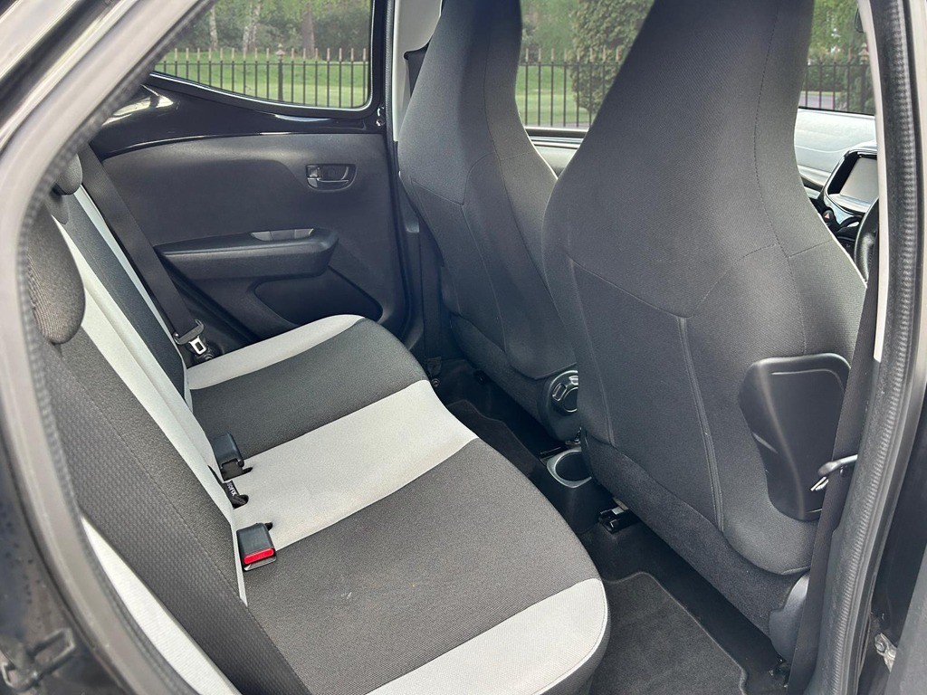 Used Toyota AYGO 2015 for sale - 77508443: Photo 12