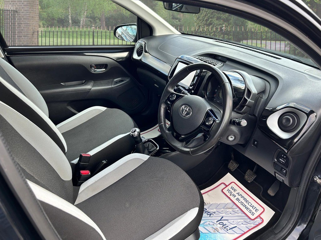 Used Toyota AYGO 2015 for sale - 77508443: Photo 9