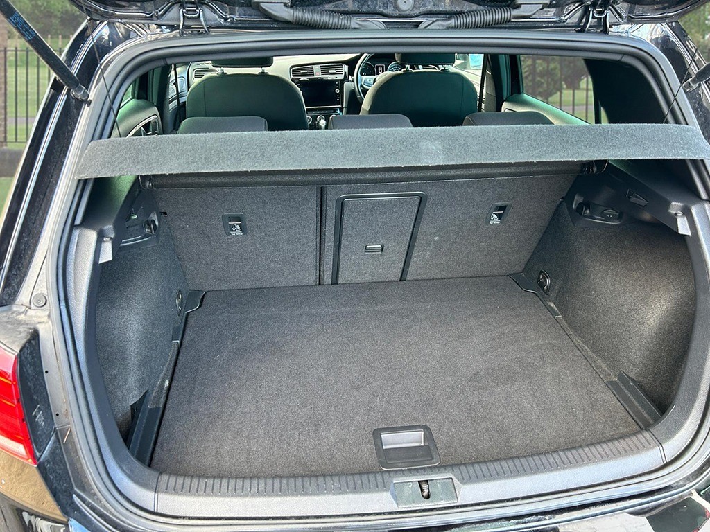 Used Volkswagen Golf 2019 for sale - 77240287: Photo 14