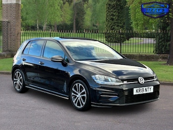 Used Volkswagen Golf 2019 for sale - 77240287: Photo