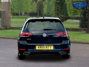 Used Volkswagen Golf 2019 for sale - 77240287: Photo