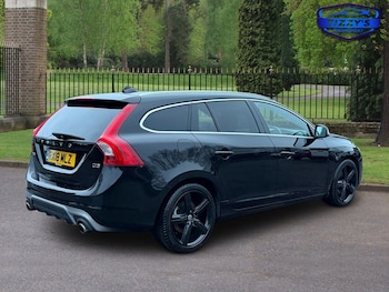 Used Volvo V60 2018 for sale - 77118584: Photo