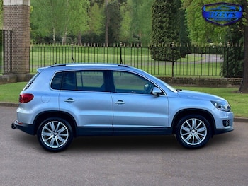 Used Volkswagen Tiguan 2016 for sale - 77271045: Photo