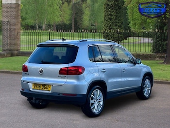 Used Volkswagen Tiguan 2016 for sale - 77271045: Photo