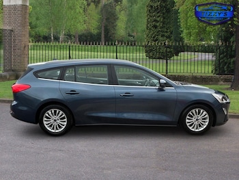 Used Ford Focus 2018 for sale - 77595472: Photo