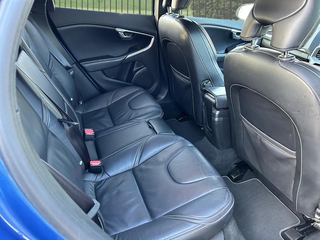 Used Volvo V40 2018 for sale - 77008207: Photo 13