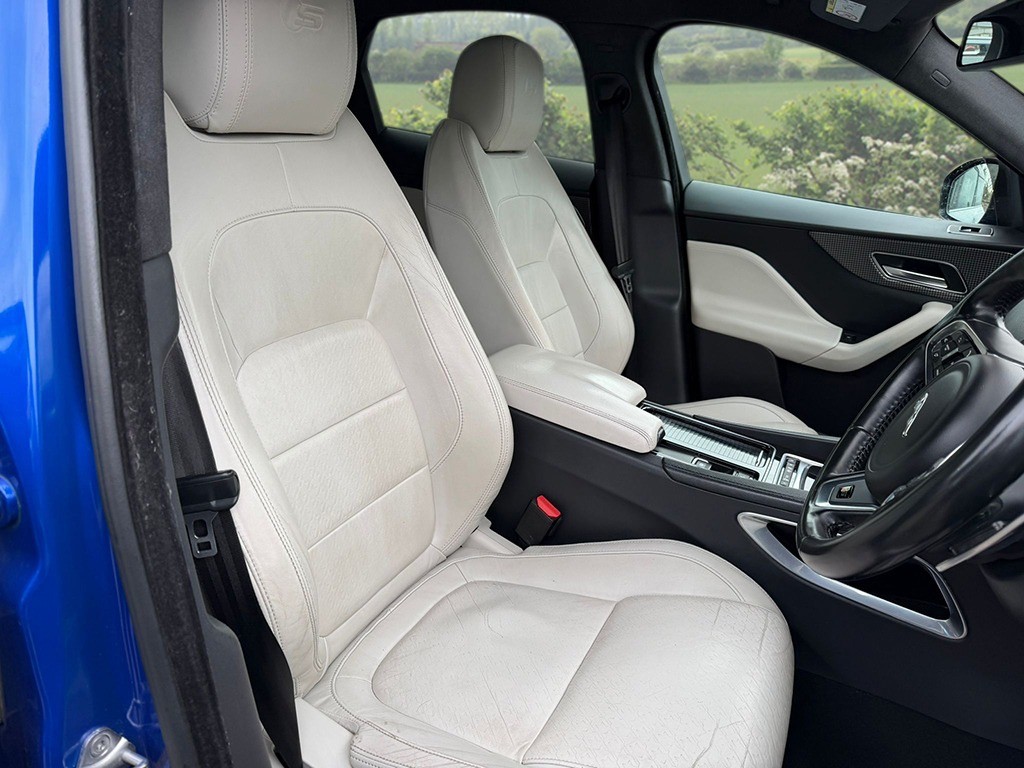 Used Jaguar F-Pace 2016 for sale - 78045568: Photo 10