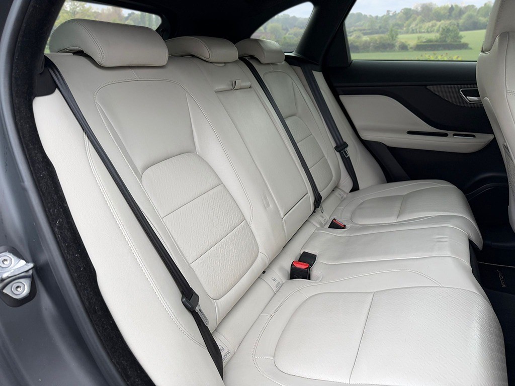 Used Jaguar F-Pace 2016 for sale - 78045568: Photo 11