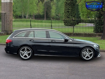 Used Mercedes-Benz C Class 2015 for sale - 77289157: Photo