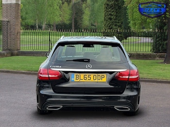 Used Mercedes-Benz C Class 2015 for sale - 77289157: Photo