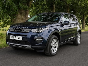 Used Land Rover Discovery Sport 2017 for sale - 78883973: Photo