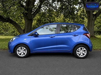 Used Hyundai i10 2018 for sale - 79283317: Photo