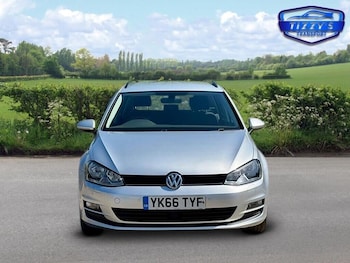 Used Volkswagen Golf 2016 for sale - 78413054: Photo