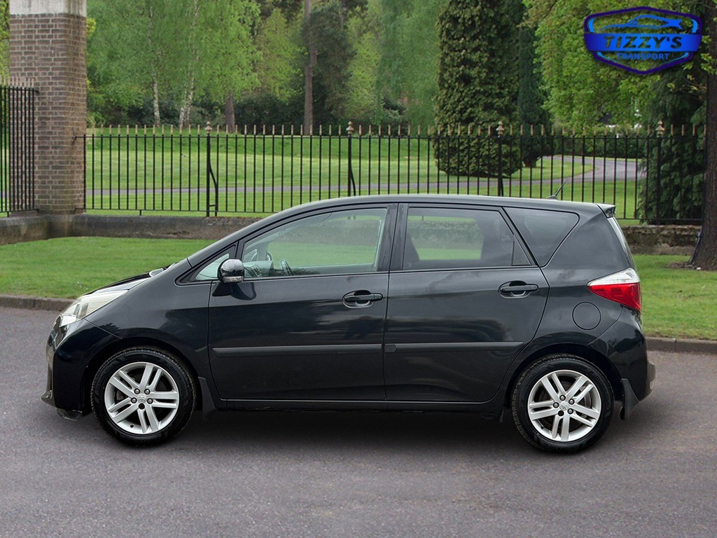 Used Toyota Verso 2011 for sale - 76363058: Photo 6