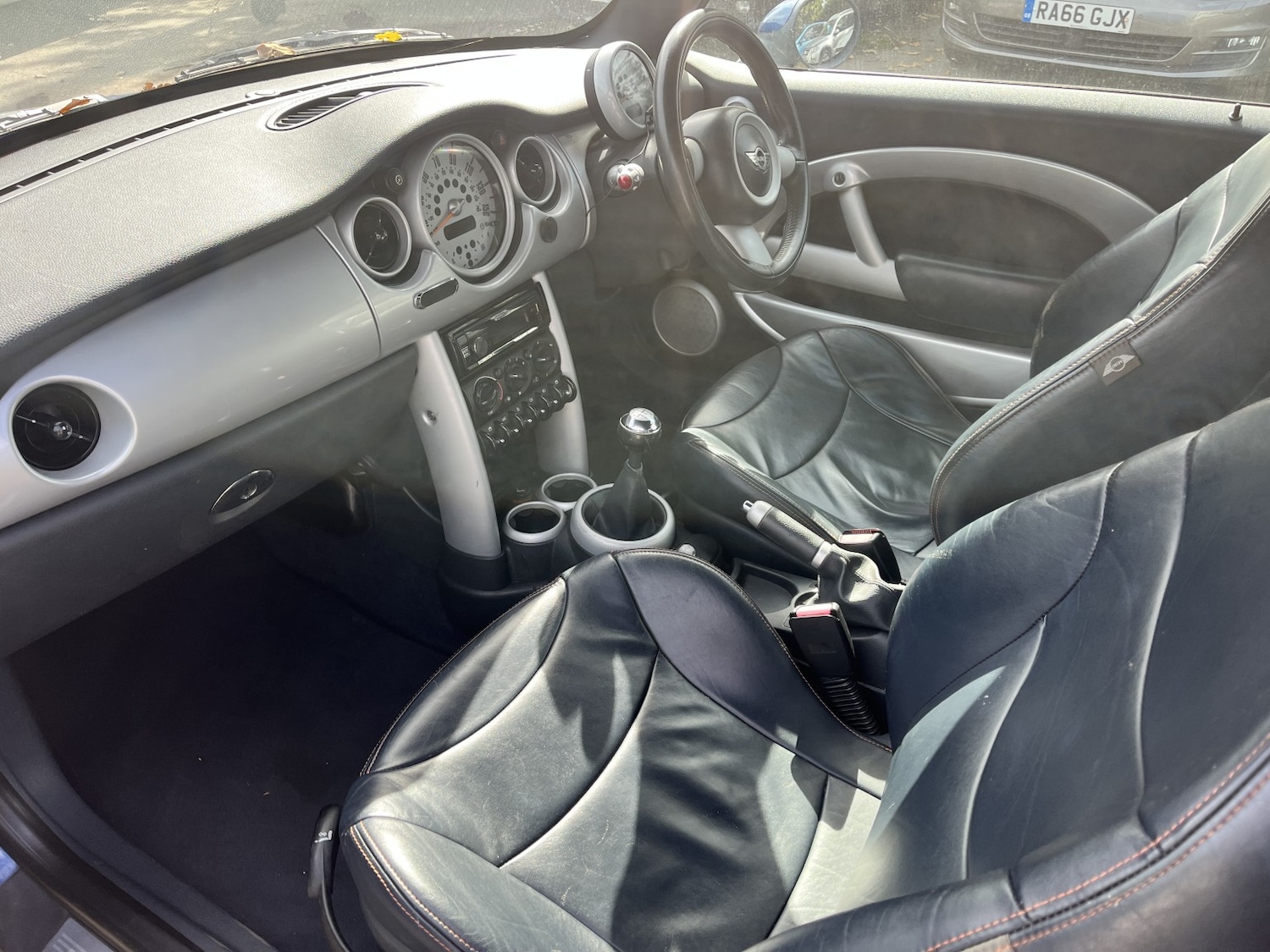 Used MINI Convertible 2005 for sale - 77189376: Photo 12