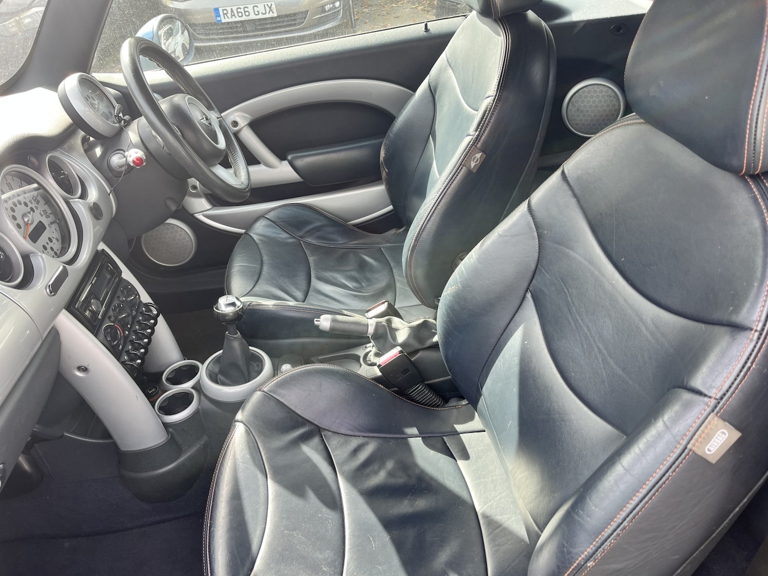 Used MINI Convertible 2005 for sale - 77189376: Photo 13