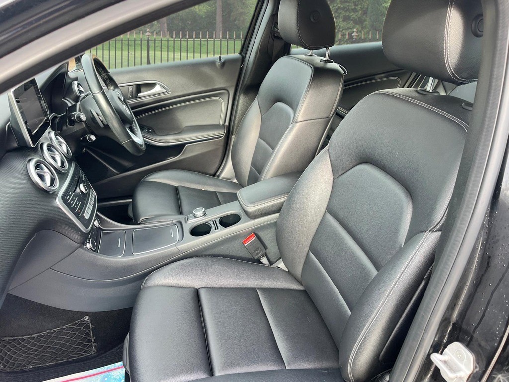 Used Mercedes-Benz A-Class 2015 for sale - 76430953: Photo 11