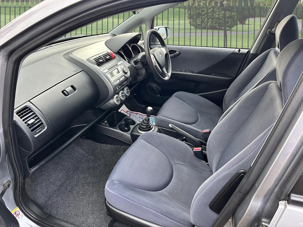 Used Honda Jazz 2005 for sale - 76858917: Photo 10